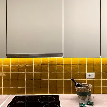 Citrus * أرغوستولي